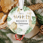 Wild One Jungle Verdure & Or 1er Noël<br><div class="desc">L'élégante décoration neutre du safari "Wild One" est décorée sur le thème "My First Christmas". Le design se compose d'une superbe aquarelle tropicale verdoyante, de faux animaux de la jungle d'or (lion, girafe et singe) et de confettis d'or. Le texte dit "Il est un sauvage", nom et année. Les articles...</div>