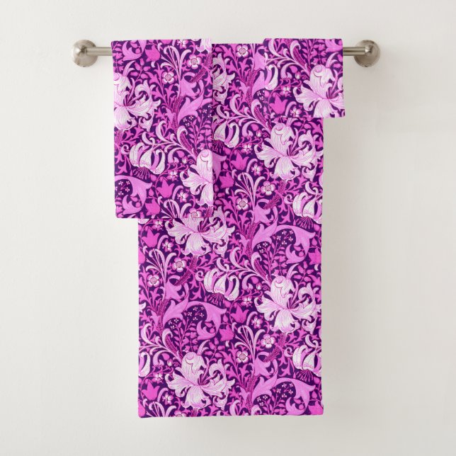 William Morris Iris et Lily, Amethyst Purple (En situation)