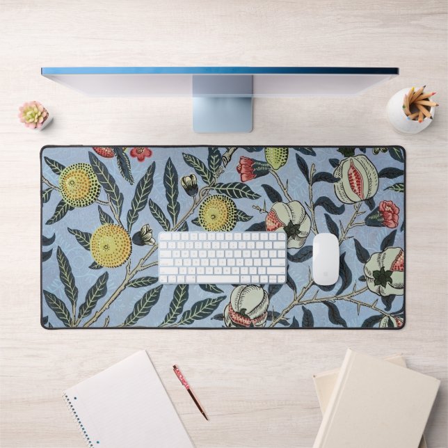 William Morris Motif Fruit Rouge Grenade Vintage (Bureau 1)