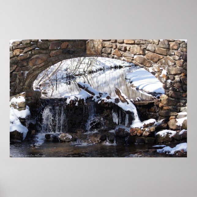 Winter Snow Stone Bridge Waterfall Poster (Devant)