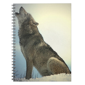 Wolf Howling dans le Carnet de neige