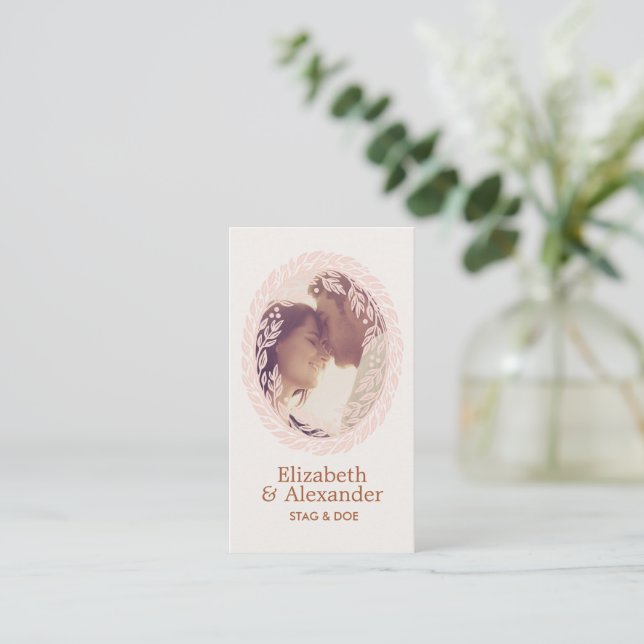 Woodcut Wreath Party Ticket - Ivory (Debout devant)