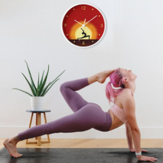 Yoga Sunrise Pose Silhouette Horloges personnalisa
