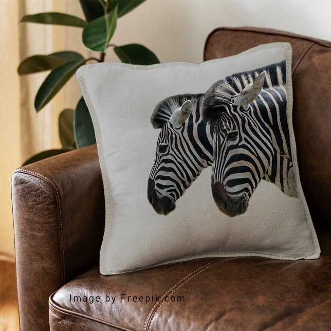 Zebra HeadsThrow Coussin (Créateur téléchargé)