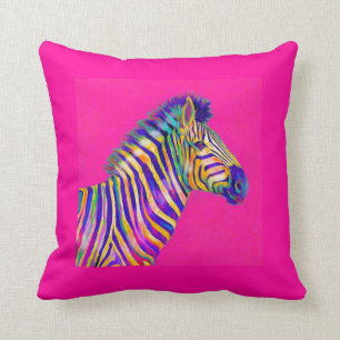 zèbre d'arc-en-ciel avec le coussin de rose de